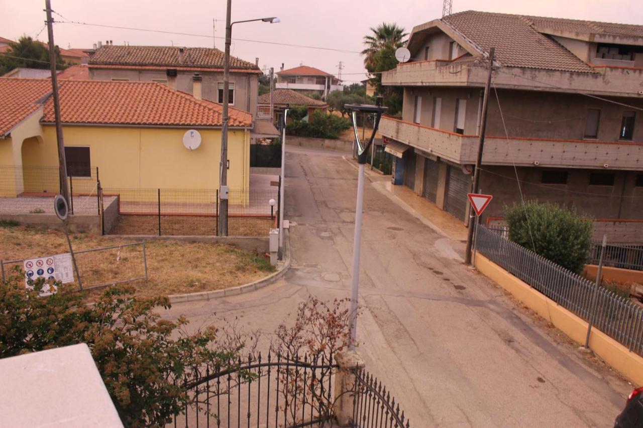 Sinilu B&B Silvi Paese Zewnętrze zdjęcie